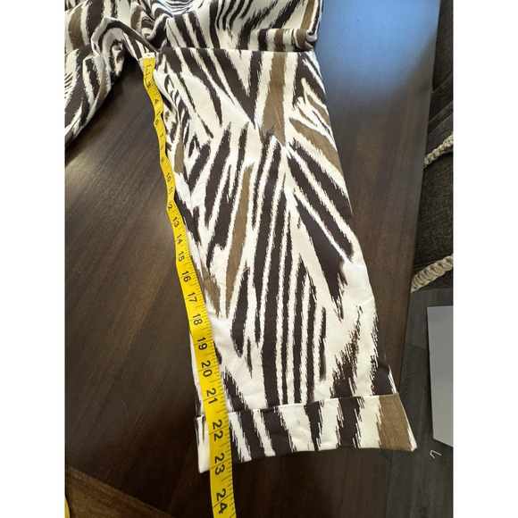 So Slimming By Chico’s Women’s Cropped Pant Size 2.5 Cuffed - Picture 12 of 14